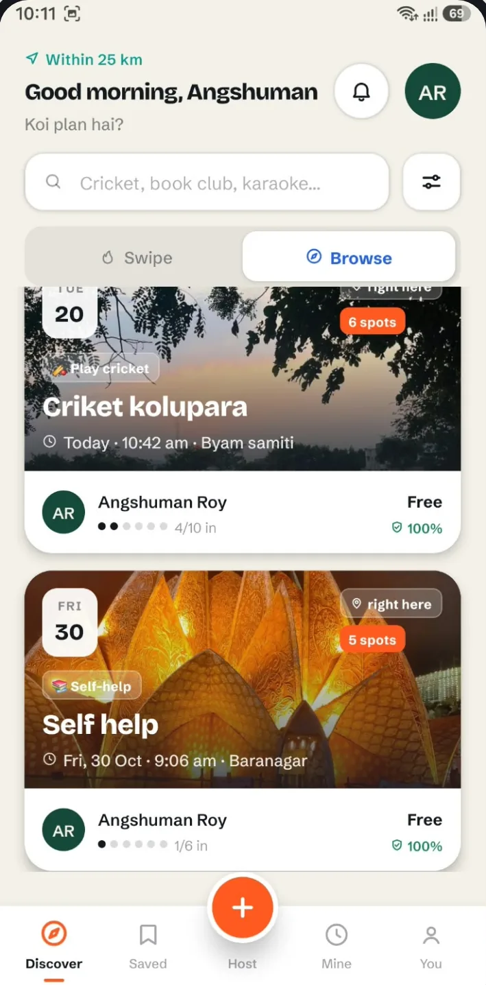 Discover tab listing nearby plans, each with a date, spots left and the host